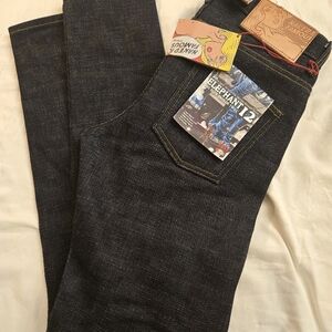 Naked and Famous Elephant 12 | Super Guy